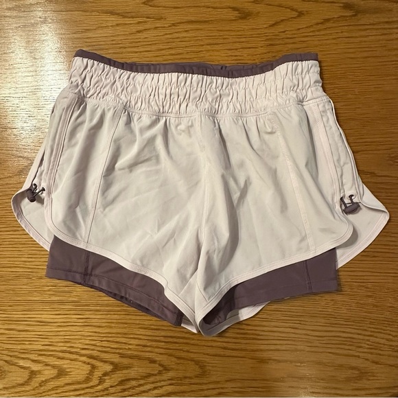 ATHLETA Stay Fly 2 in 1 SHORT Size Small Rosario Pink Running Shorts - Picture 1 of 6